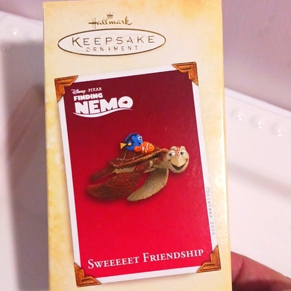 Hallmark Finding Nemo "Sweeeet Friendship" Keepsake Ornament 🐟🐠🐡 - Picture 8 of 12